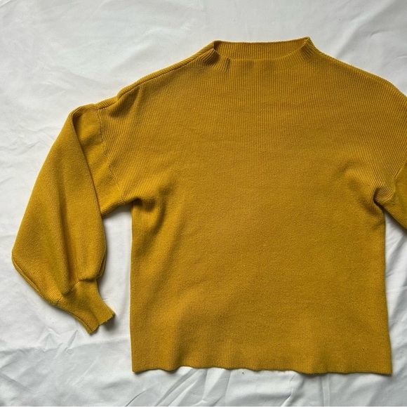 SHEIN Yellow Sweater - Long sleeve - Picture 4 of 5